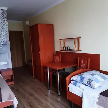 홈스테이 Bumerang Goscinne *