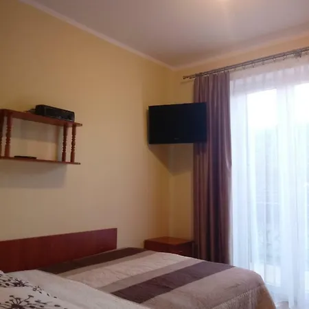 Bumerang Goscinne 우스트 노리 모르스키