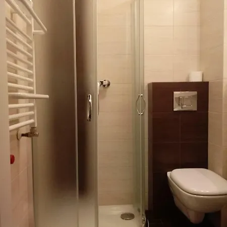 홈스테이 Bumerang Goscinne *