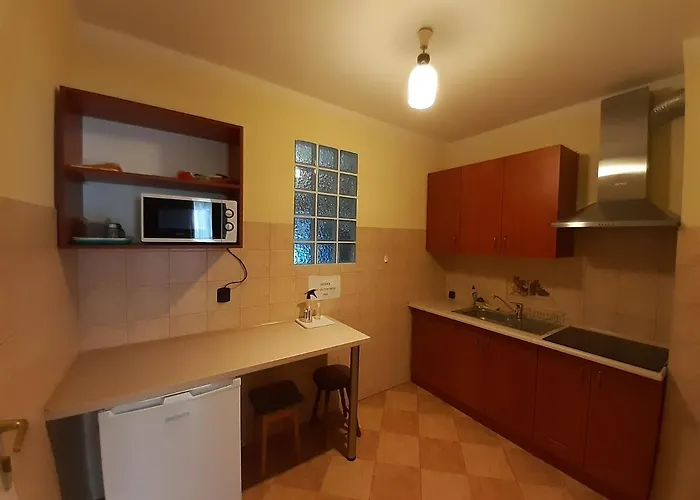 ホームステイ Bumerang Goscinne ウストロニエ・モルスキエ